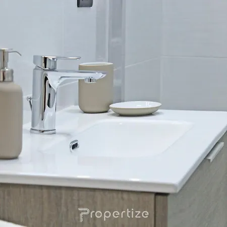 Casa Cavour By Propertize - Centro Storico アパート