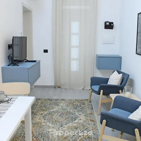 Apartment Casa Cavour By Propertize - Centro Storico